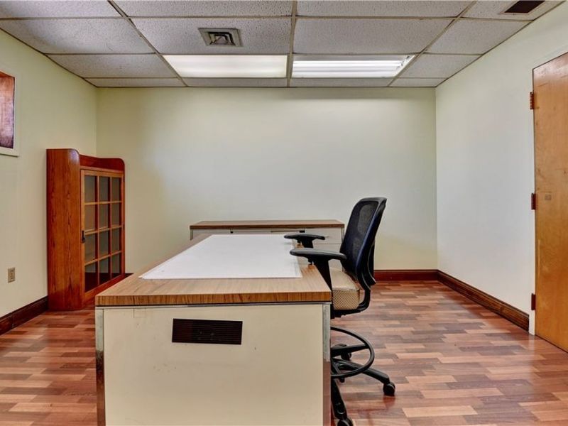 96 E Miller Avenue, Akron, OH 44301 Photo 13