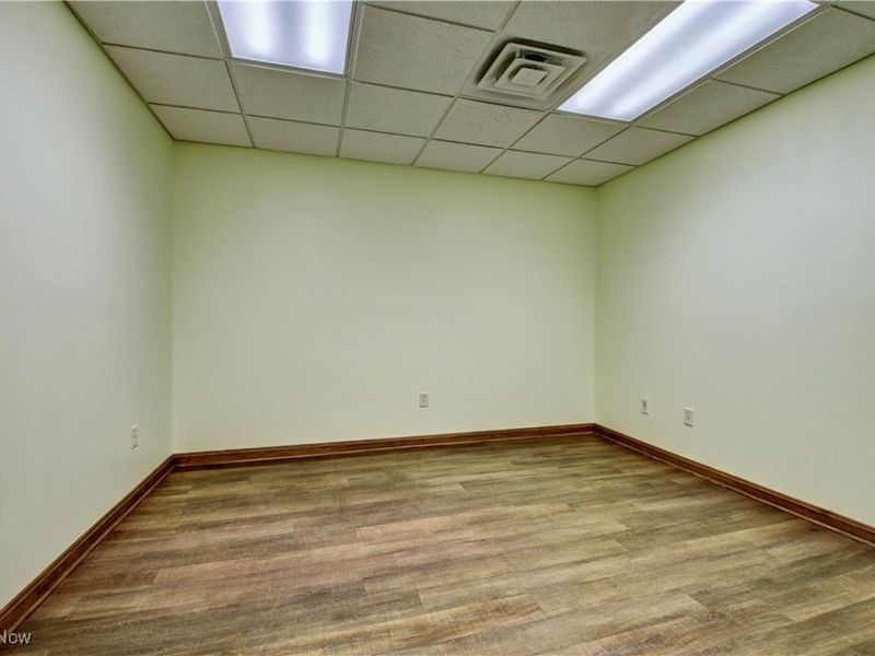 96 E Miller Avenue, Akron, OH 44301 Photo 27