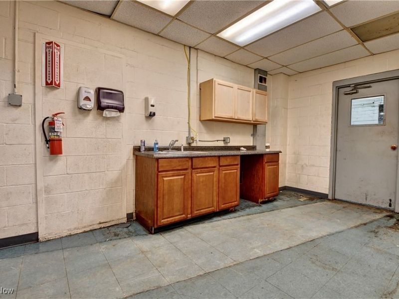 96 E Miller Avenue, Akron, OH 44301 Photo 30