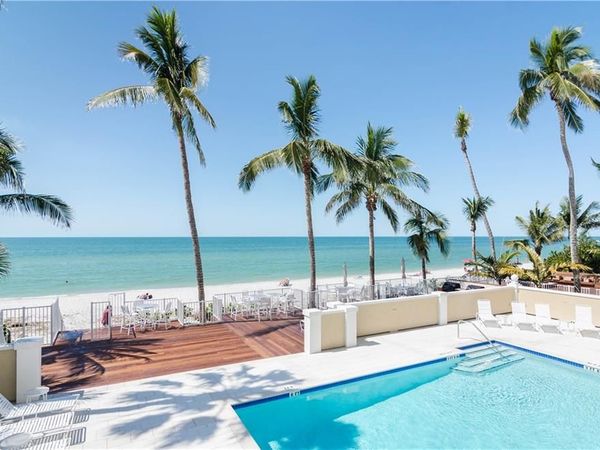 3377 Gulf Shore BLVD N, Unit 1B, NAPLES, FL 34103