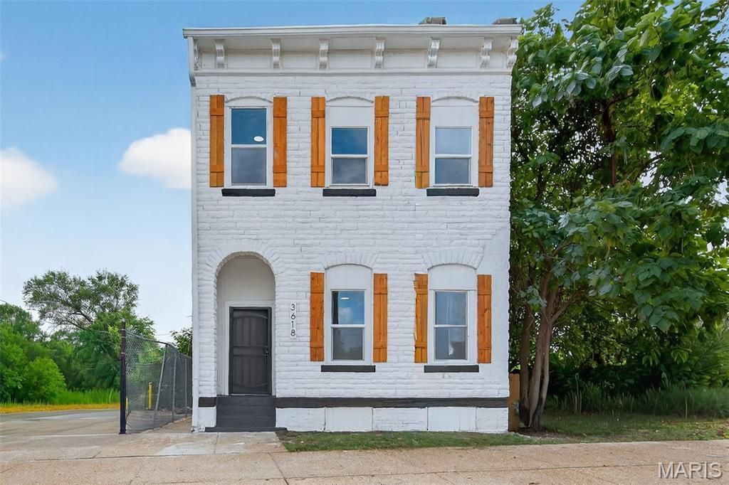 3618 S Broadway Street, Saint Louis, MO 63118 Main Photo