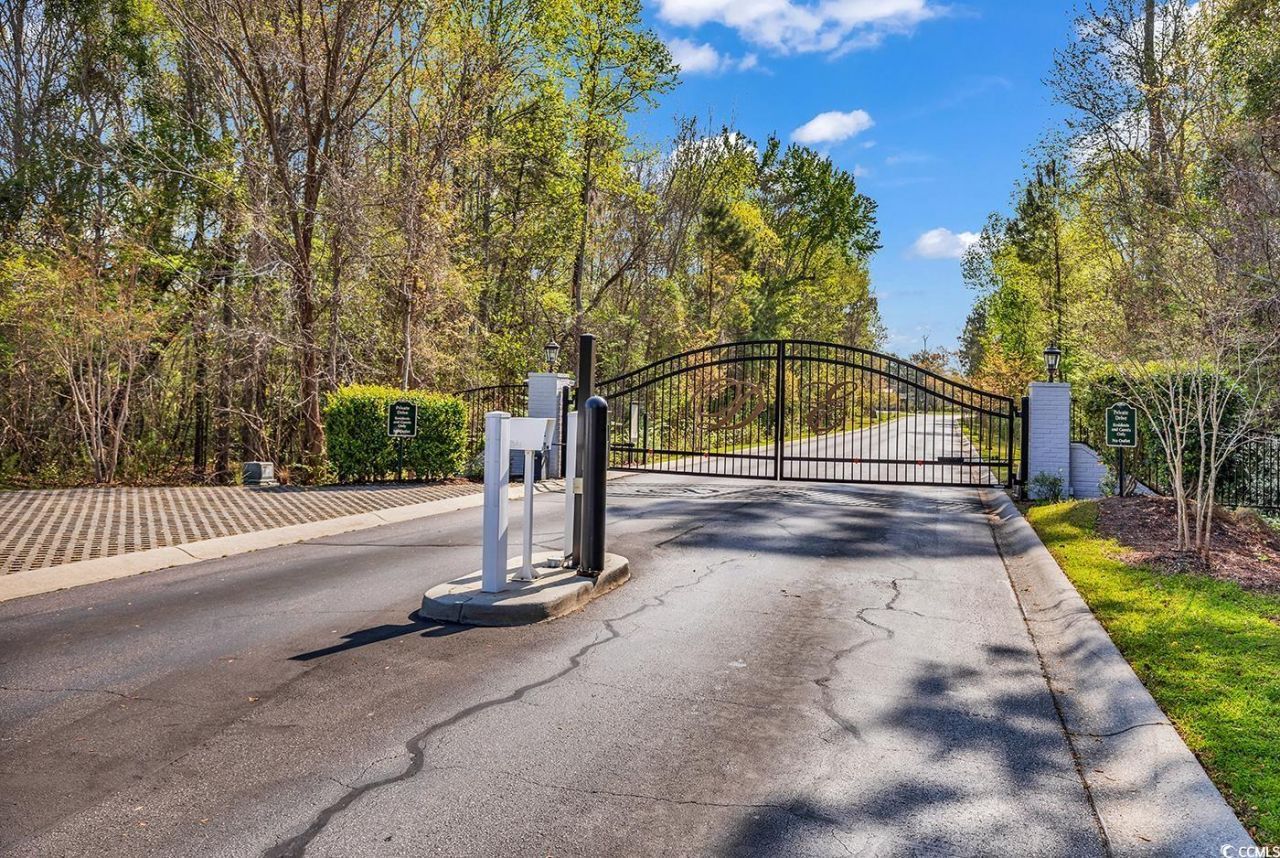 2208 Bentbill Circle Photo 4