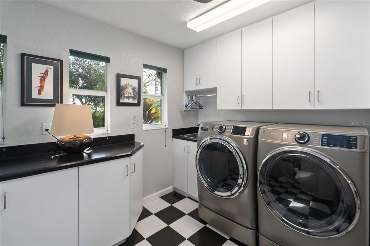 1508 S Riverside Drive, New Smyrna Beach, FL 32168 Photo