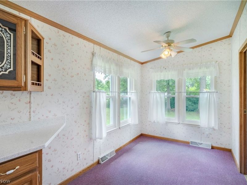 209 Wyngate Drive, Brookfield Township, OH 44403 Photo 21