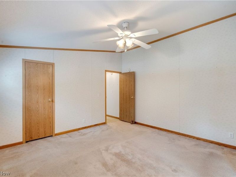 209 Wyngate Drive, Brookfield Township, OH 44403 Photo 27