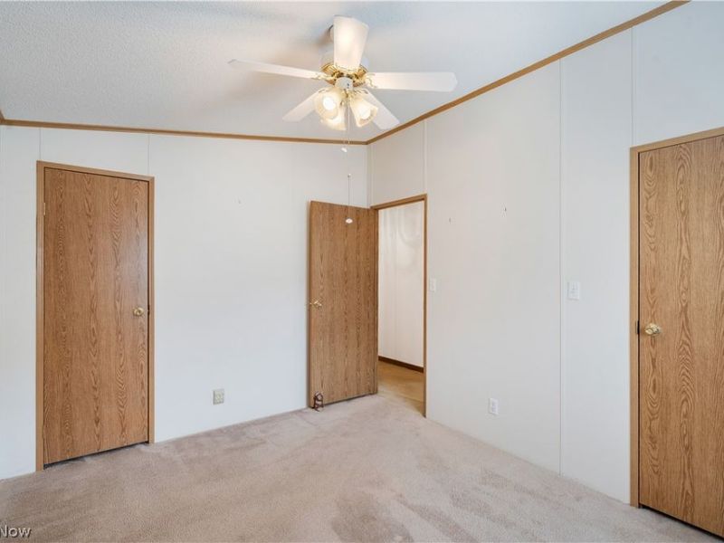 209 Wyngate Drive, Brookfield Township, OH 44403 Photo 33