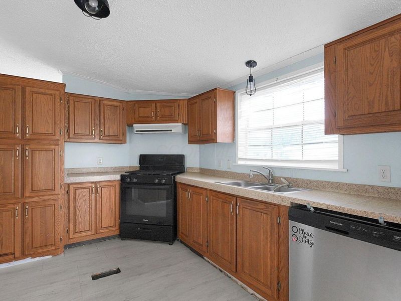 4132 Martinsburg Drive, Columbus, OH 43207 Photo 15