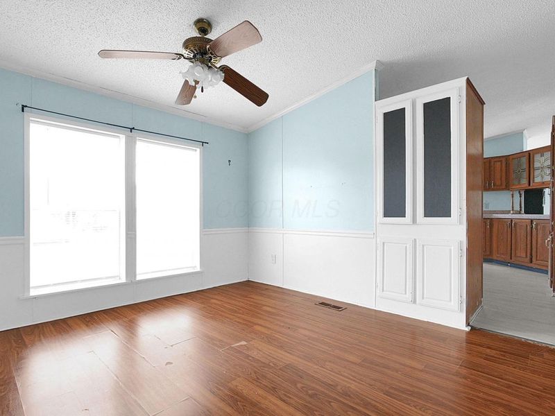 4132 Martinsburg Drive, Columbus, OH 43207 Photo 5