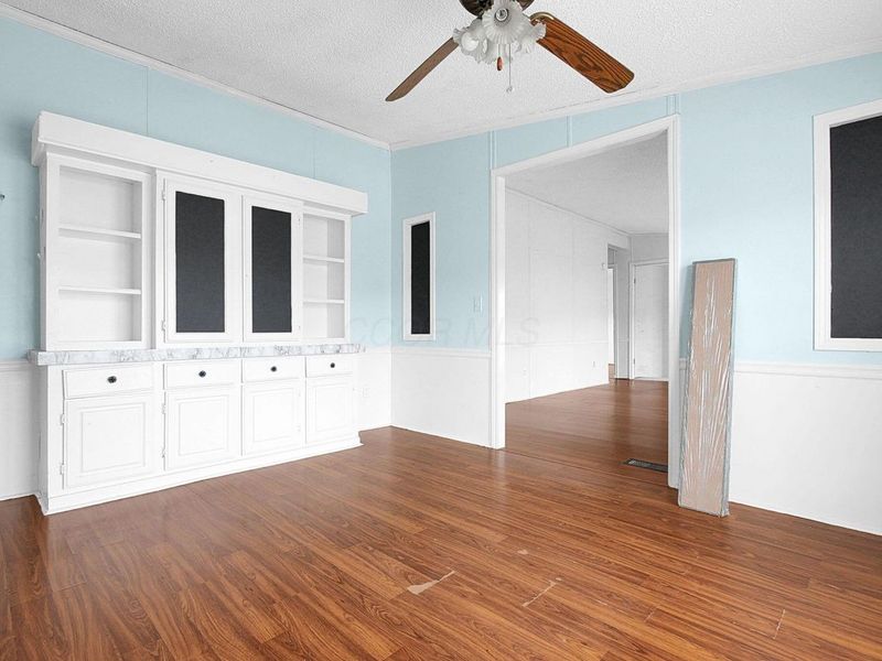 4132 Martinsburg Drive, Columbus, OH 43207 Photo 6