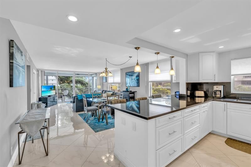 1 Harbourside Dr, Unit 1501, Delray Beach, FL 33483 Photo