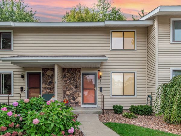 213 Cherryview Drive, Midland, MI 48640