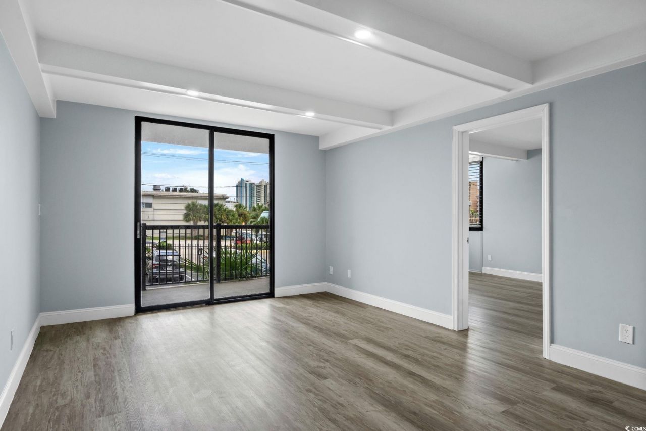 601 Mitchell Dr. Photo 5