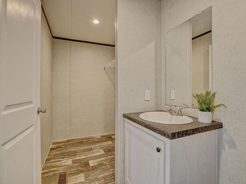 19 Winter Pine Drive, Delaware, OH 43015 Photo 11