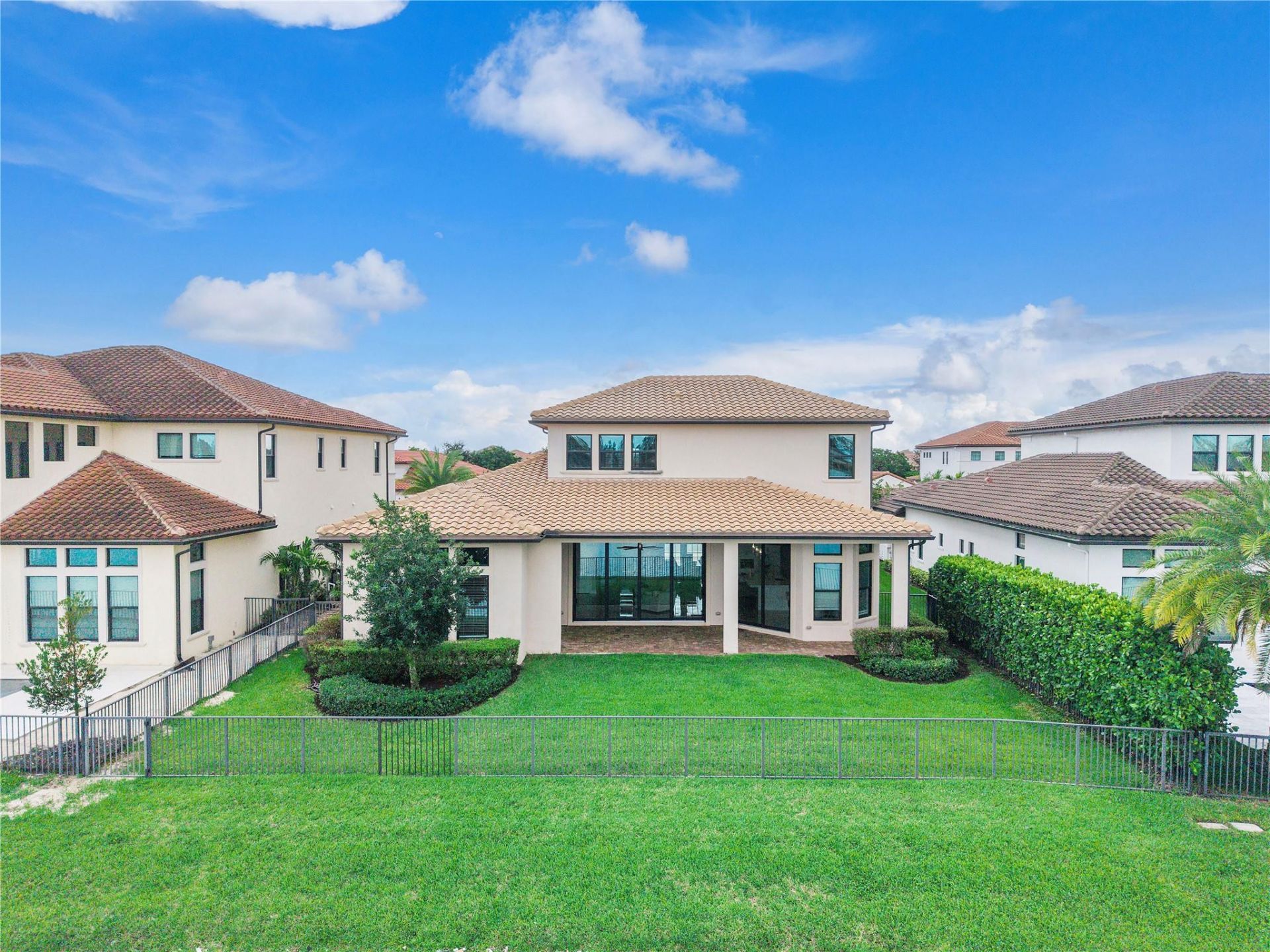 9025 Parkland Bay Drive, Parkland, FL 33076 Photo