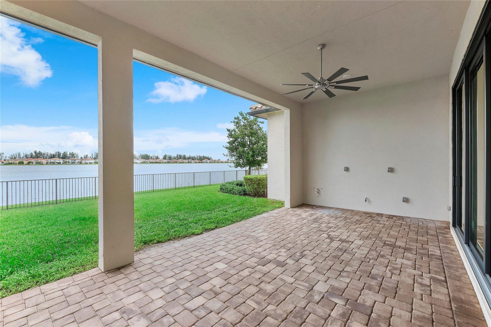 9025 Parkland Bay Drive, Parkland, FL 33076 Photo