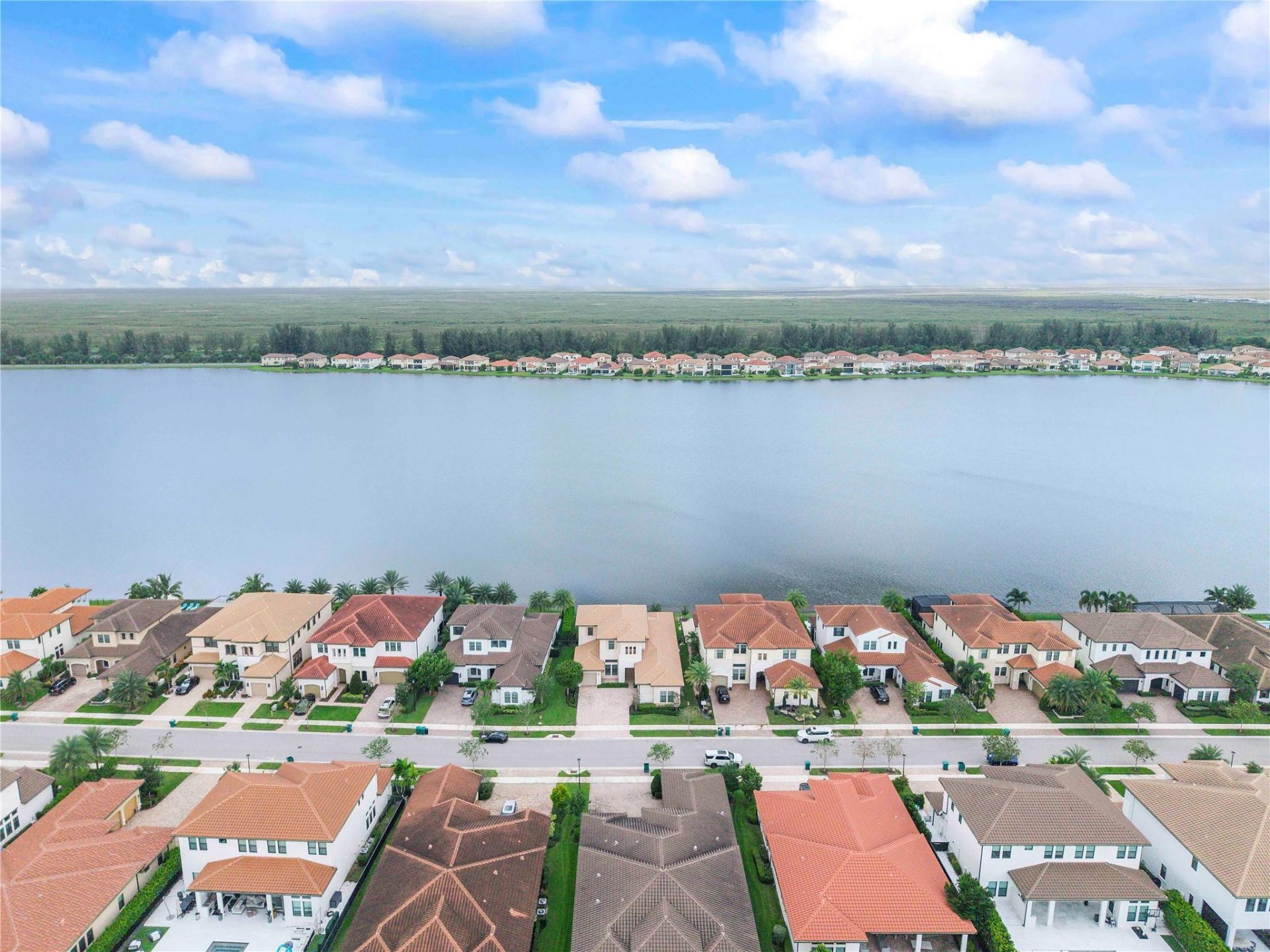 9025 Parkland Bay Drive, Parkland, FL 33076 Photo