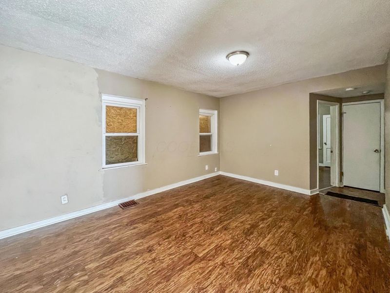 864 S Waverly Street, Columbus, OH 43227 Photo 6