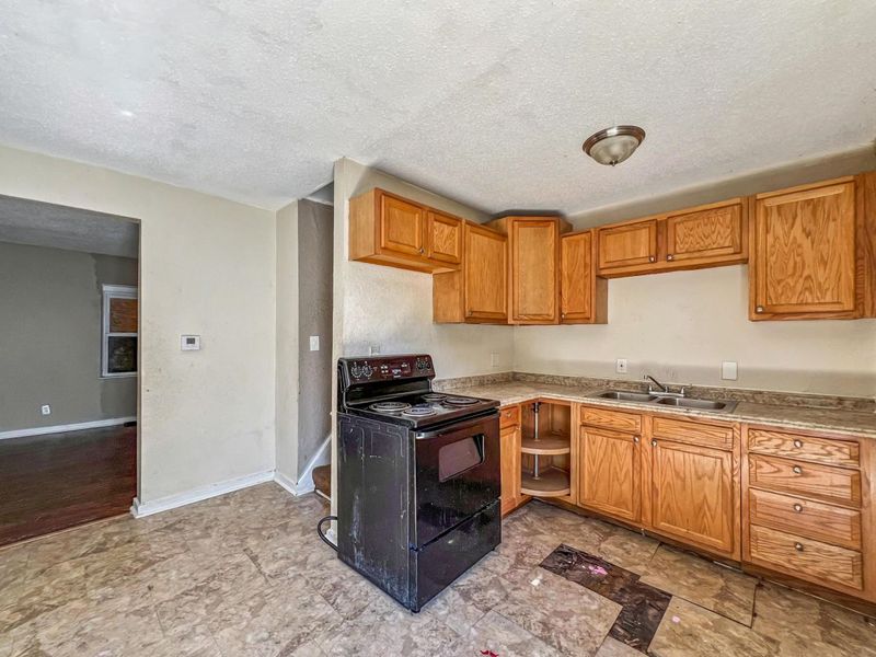 864 S Waverly Street, Columbus, OH 43227 Photo 8