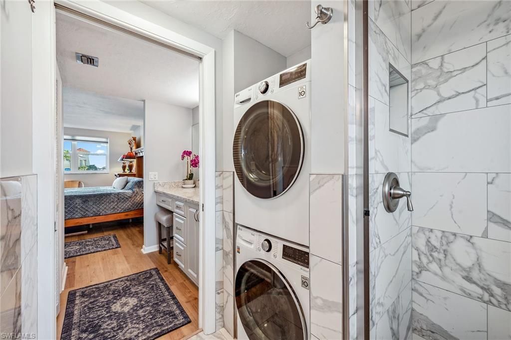 807 River Point Dr, Unit 105D, Naples, FL 34102 Photo