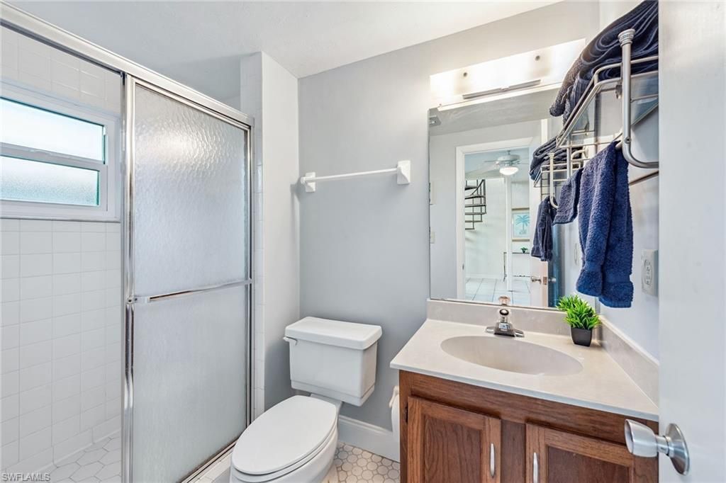 807 River Point Dr, Unit 105D, Naples, FL 34102 Photo