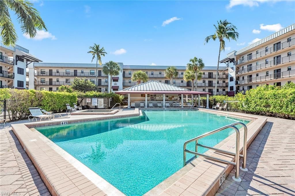 807 River Point Dr, Unit 105D, Naples, FL 34102 Photo