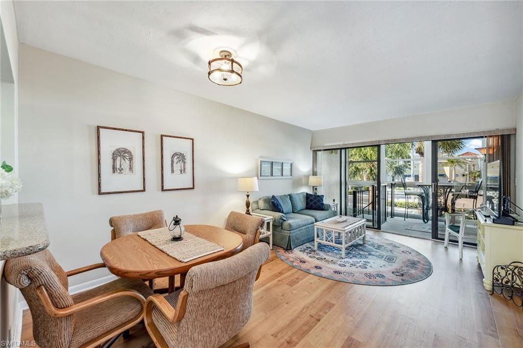 807 River Point Dr, Unit 105D, Naples, FL 34102 Photo