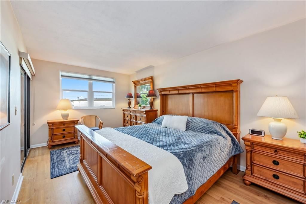 807 River Point Dr, Unit 105D, Naples, FL 34102 Photo