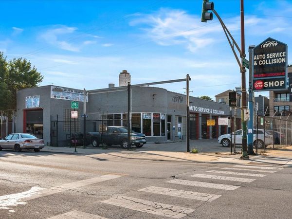 629 N Ashland Avenue, Chicago, IL 60622