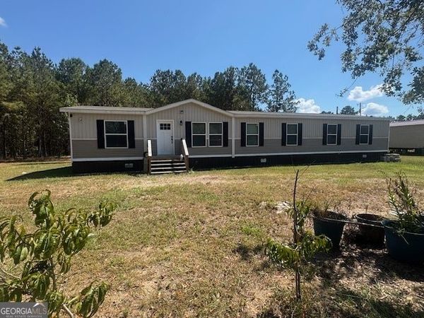 2470 Kitchen Road, Dexter, GA 31019