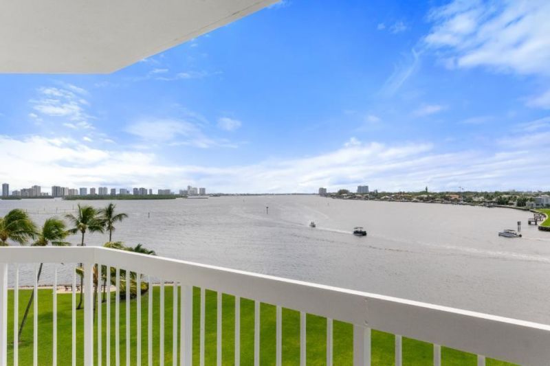 115 Lakeshore Drive, Unit 547, North Palm Beach, FL 33408 Photo