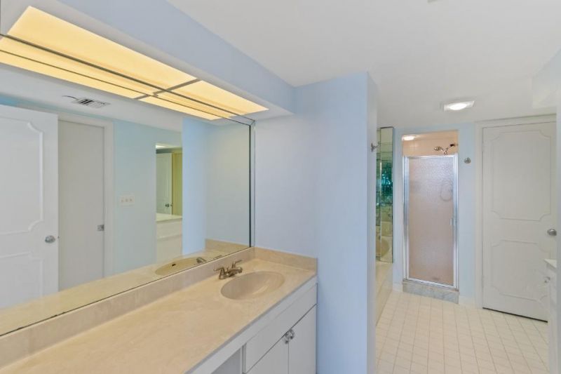 115 Lakeshore Drive, Unit 547, North Palm Beach, FL 33408 Photo