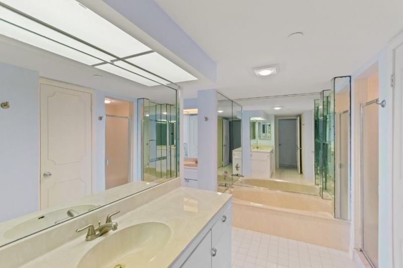 115 Lakeshore Drive, Unit 547, North Palm Beach, FL 33408 Photo