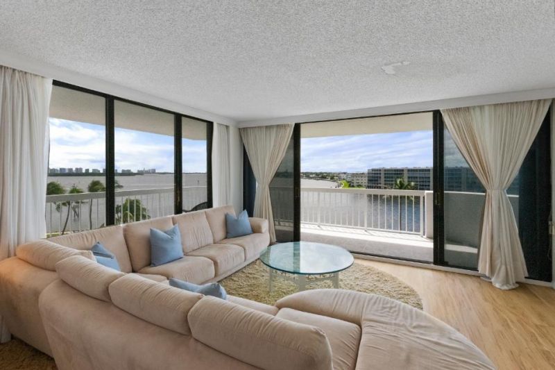 115 Lakeshore Drive, Unit 547, North Palm Beach, FL 33408 Photo