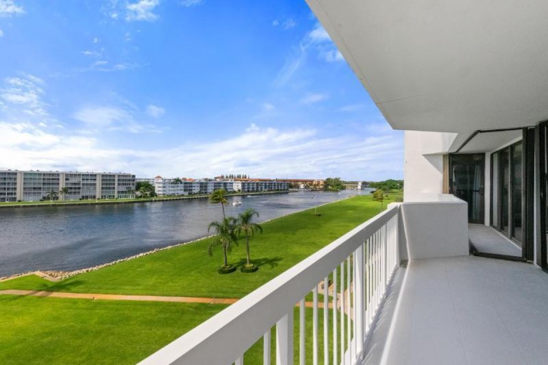 115 Lakeshore Drive, Unit 547, North Palm Beach, FL 33408 Photo