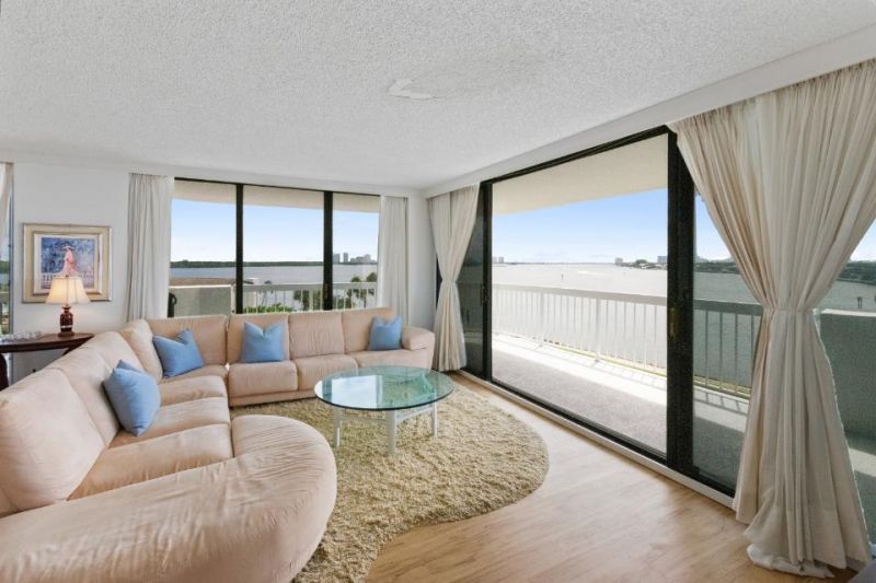 115 Lakeshore Drive, Unit 547, North Palm Beach, FL 33408 Photo