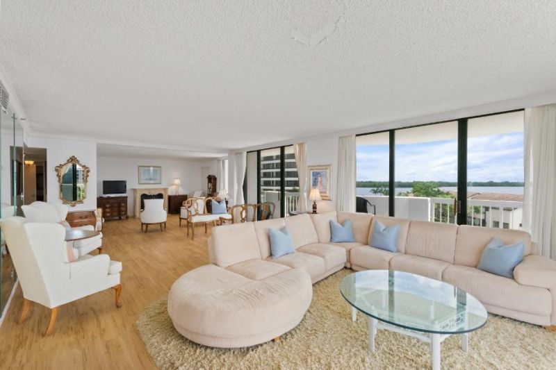 115 Lakeshore Drive, Unit 547, North Palm Beach, FL 33408 Photo