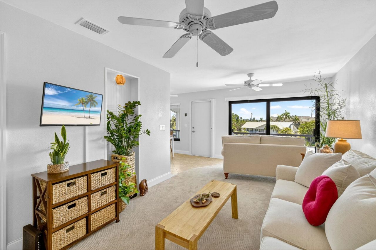 1250 Tennisplace Ct, Unit B34, Sanibel, FL 33957 Photo