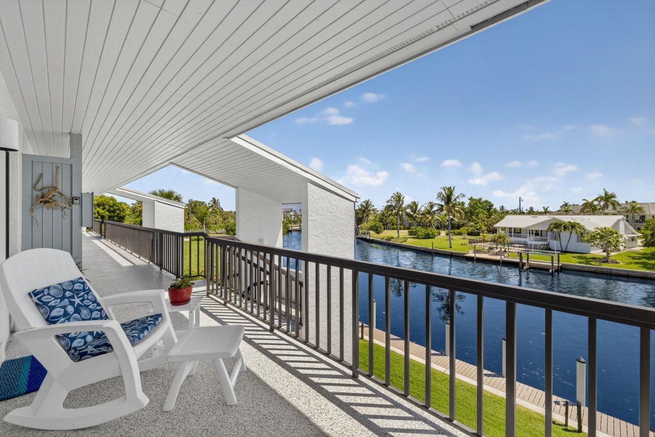 1250 Tennisplace Ct, Unit B34, Sanibel, FL 33957 Photo