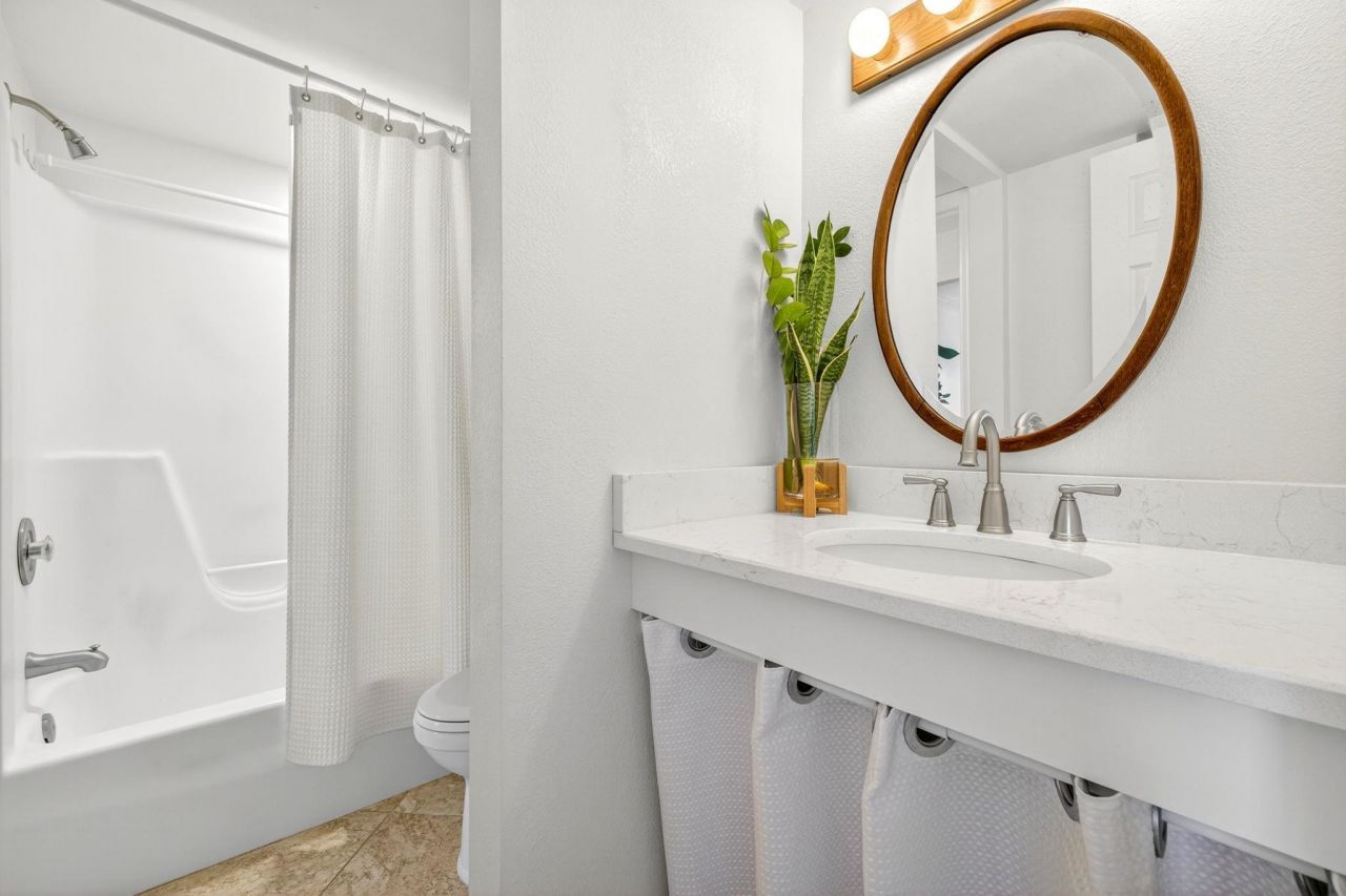 1250 Tennisplace Ct, Unit B34, Sanibel, FL 33957 Photo