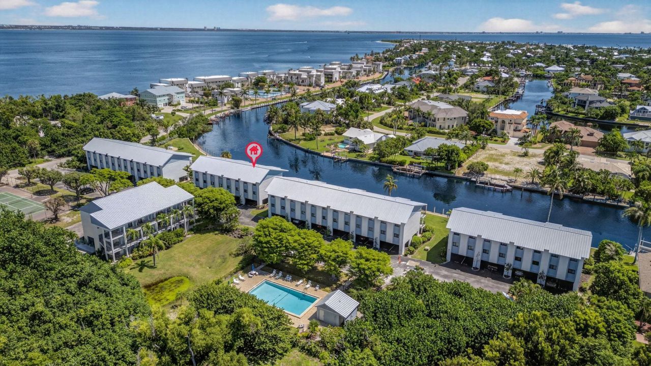 1250 Tennisplace Ct, Unit B34, Sanibel, FL 33957 Photo