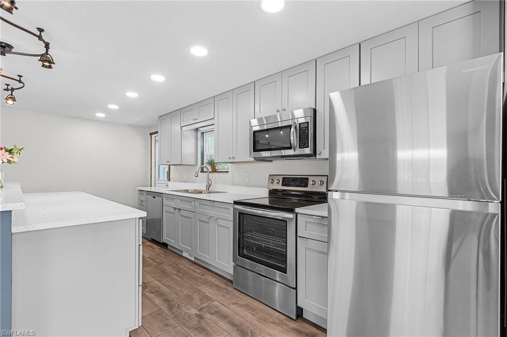 161 W Hampton Dr, Fort Myers, FL 33908 Photo