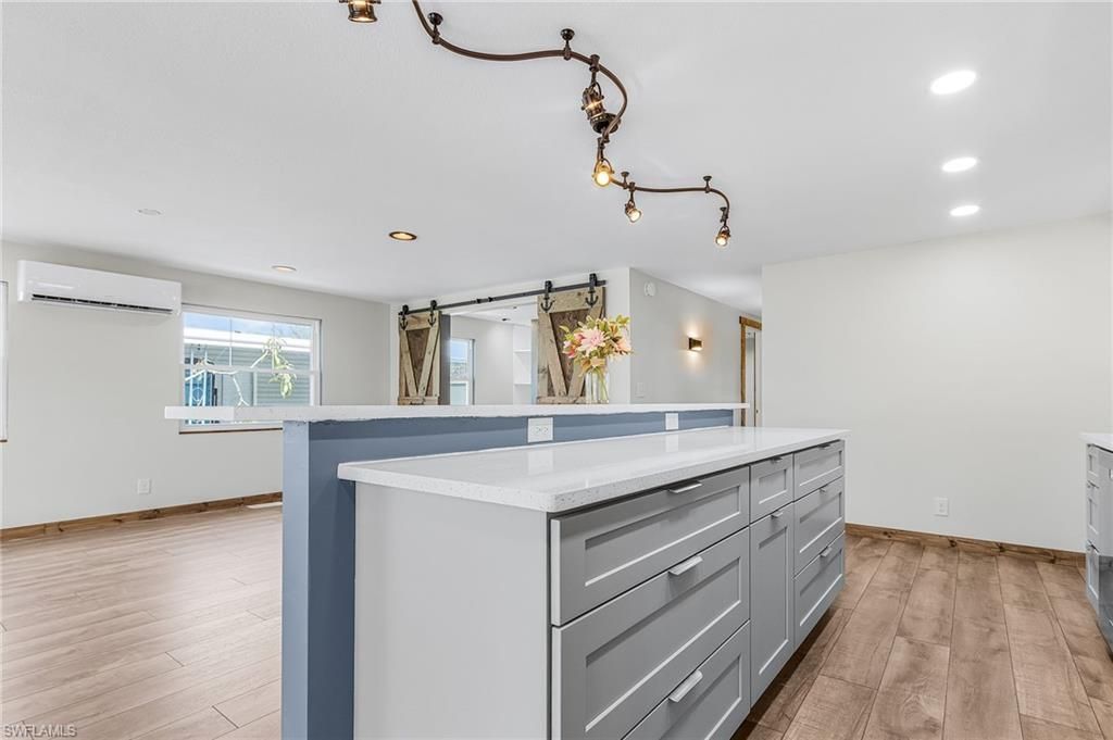 161 W Hampton Dr, Fort Myers, FL 33908 Photo