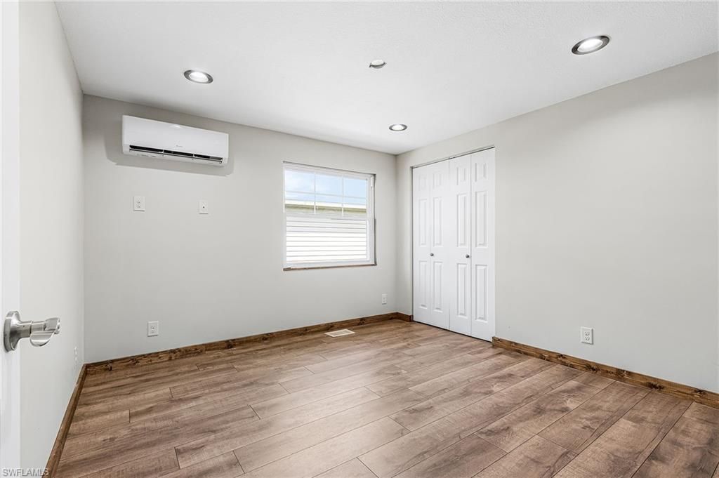 161 W Hampton Dr, Fort Myers, FL 33908 Photo