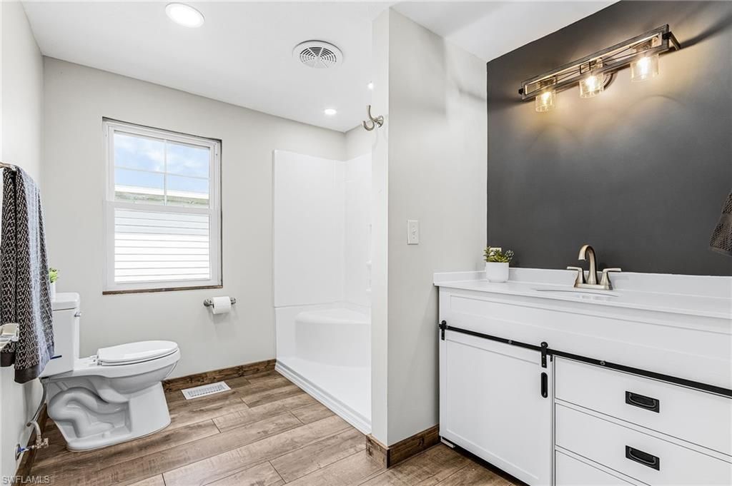 161 W Hampton Dr, Fort Myers, FL 33908 Photo