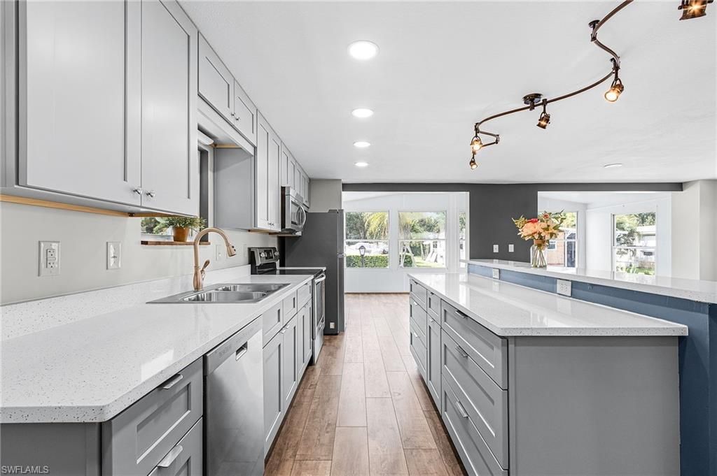 161 W Hampton Dr, Fort Myers, FL 33908 Photo