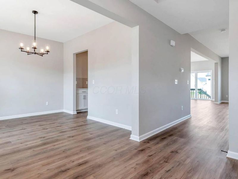 120 Littondale Drive, Delaware, OH 43015 Photo 2