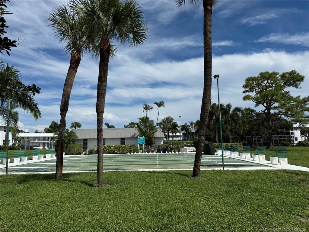 2929 SE Ocean Boulevard, Unit 8, Stuart, FL 34996 Photo