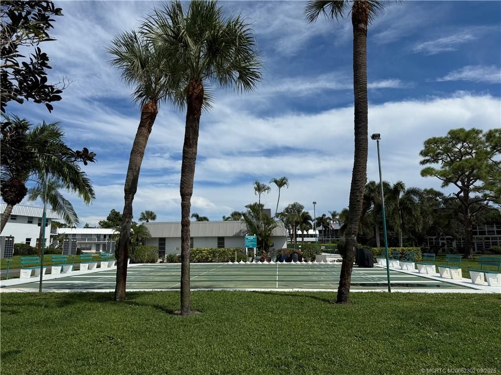 2929 SE Ocean Boulevard, Unit 8, Stuart, FL 34996 Photo