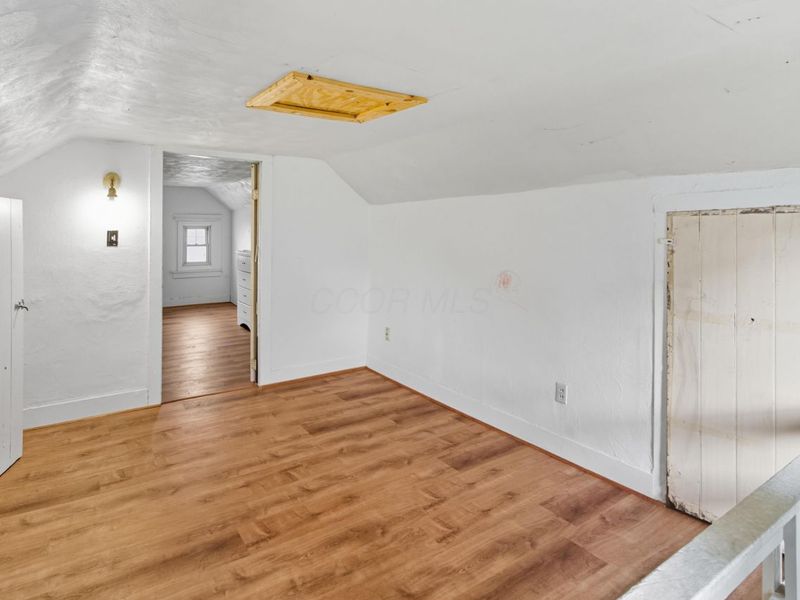 101 W 2nd Street, Frazeysburg, OH 43822 Photo 16