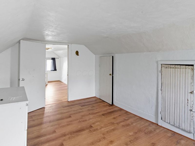 101 W 2nd Street, Frazeysburg, OH 43822 Photo 18